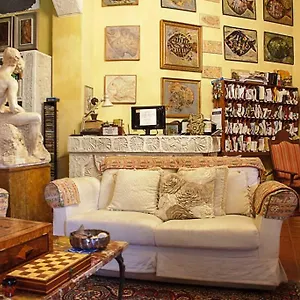Donna Regina Dimora D'epoca Homestay Naples